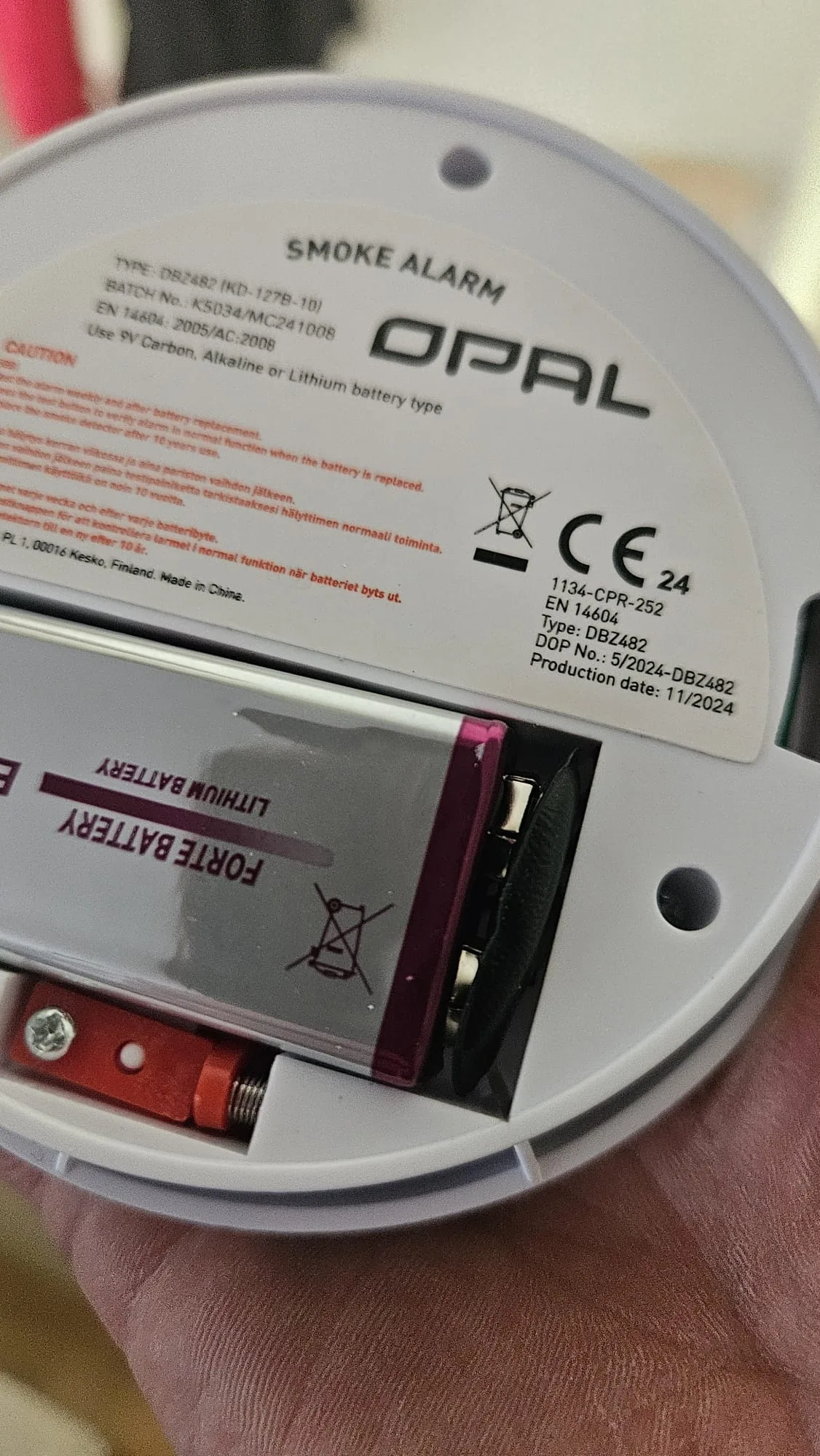 Palovaroittimen asennus ja huolto – kiinteistöturvallisuus